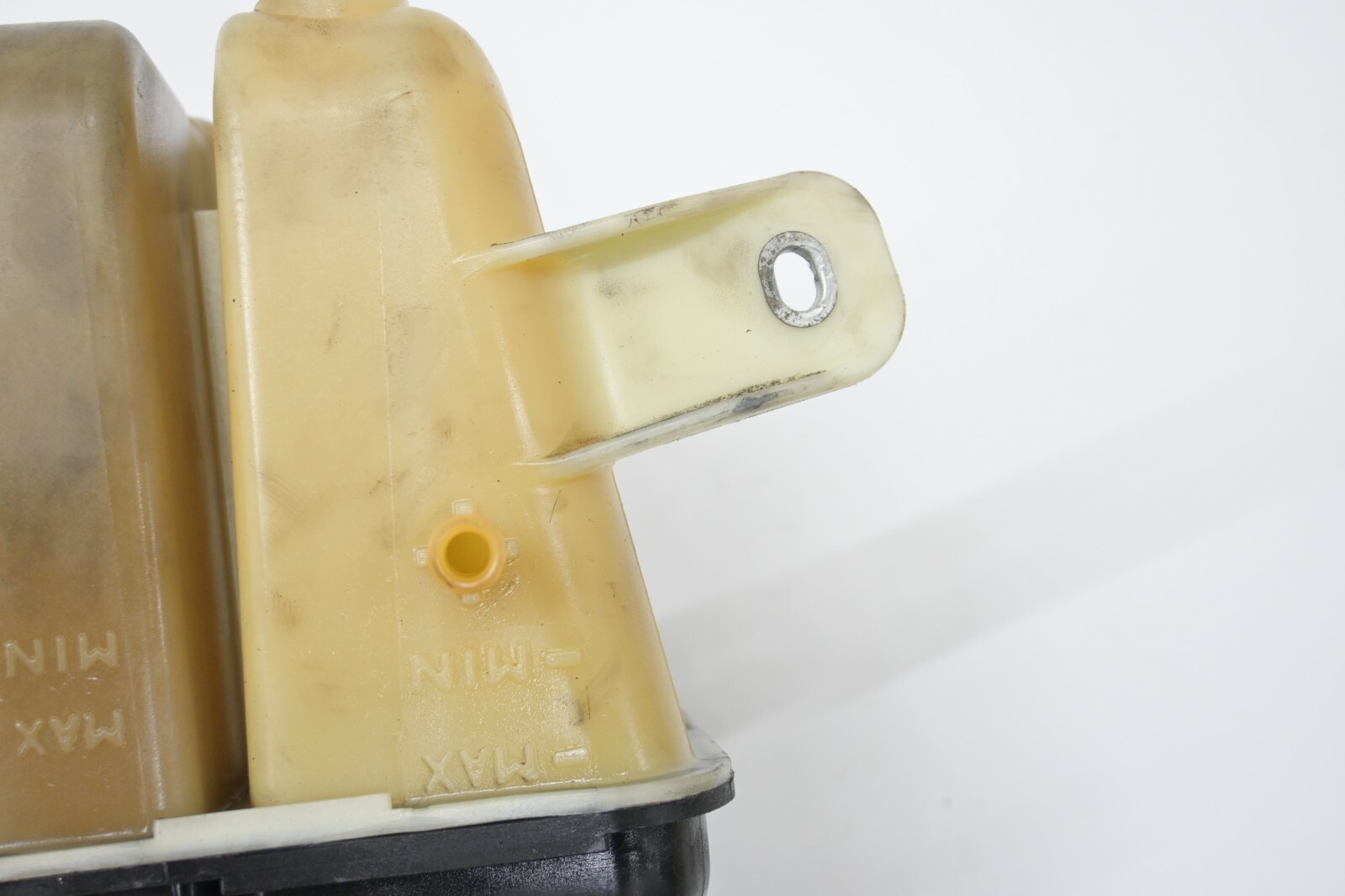 ⭐ 14-21 Maserati Ghibli Quatt 3.0l Engine Radiator Coolant Expansion Tank Oem