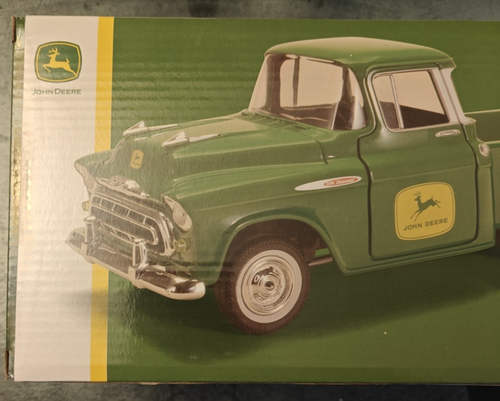 SPECAST LP70017 1957 JOHN DEERE CHEVY 3100 STEPSIDE PICKUP 1:25 SCALE DIECAST - Picture 6 of 14