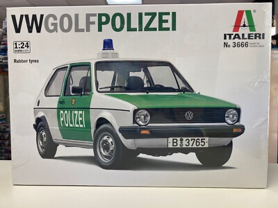 Italeri 3666 VW Golf Polizei model kit