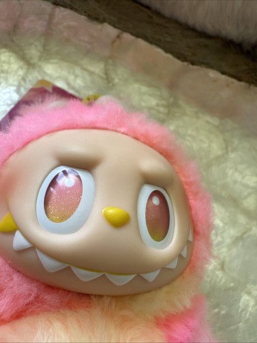 ORIGINALE POP MART LABUBU MONSTER DOLL BIG INTO ENERGY AUTENTICA FEDELTÀ NUOVA - Foto 8 di 12