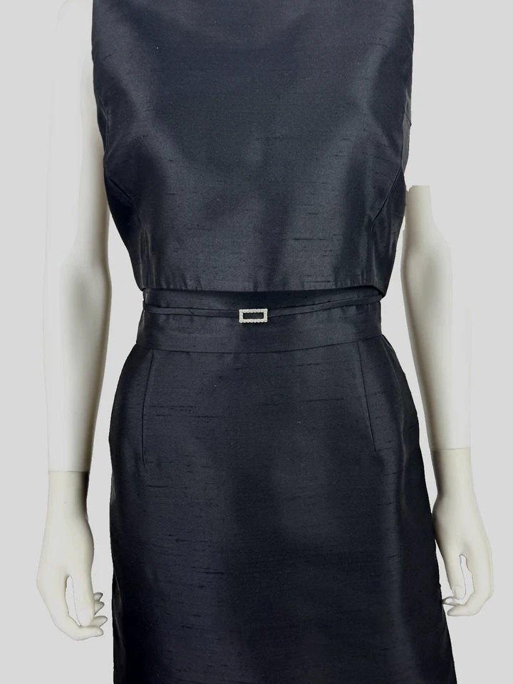 Vestido de coquetel Akris 12 EUA 48 IT 42 D L preto lã forrado com zíper passarela autêntico $995 - Imagem 4 de 4