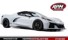 2024 White Chevrolet Corvette   | C8 Corvette Photo 1