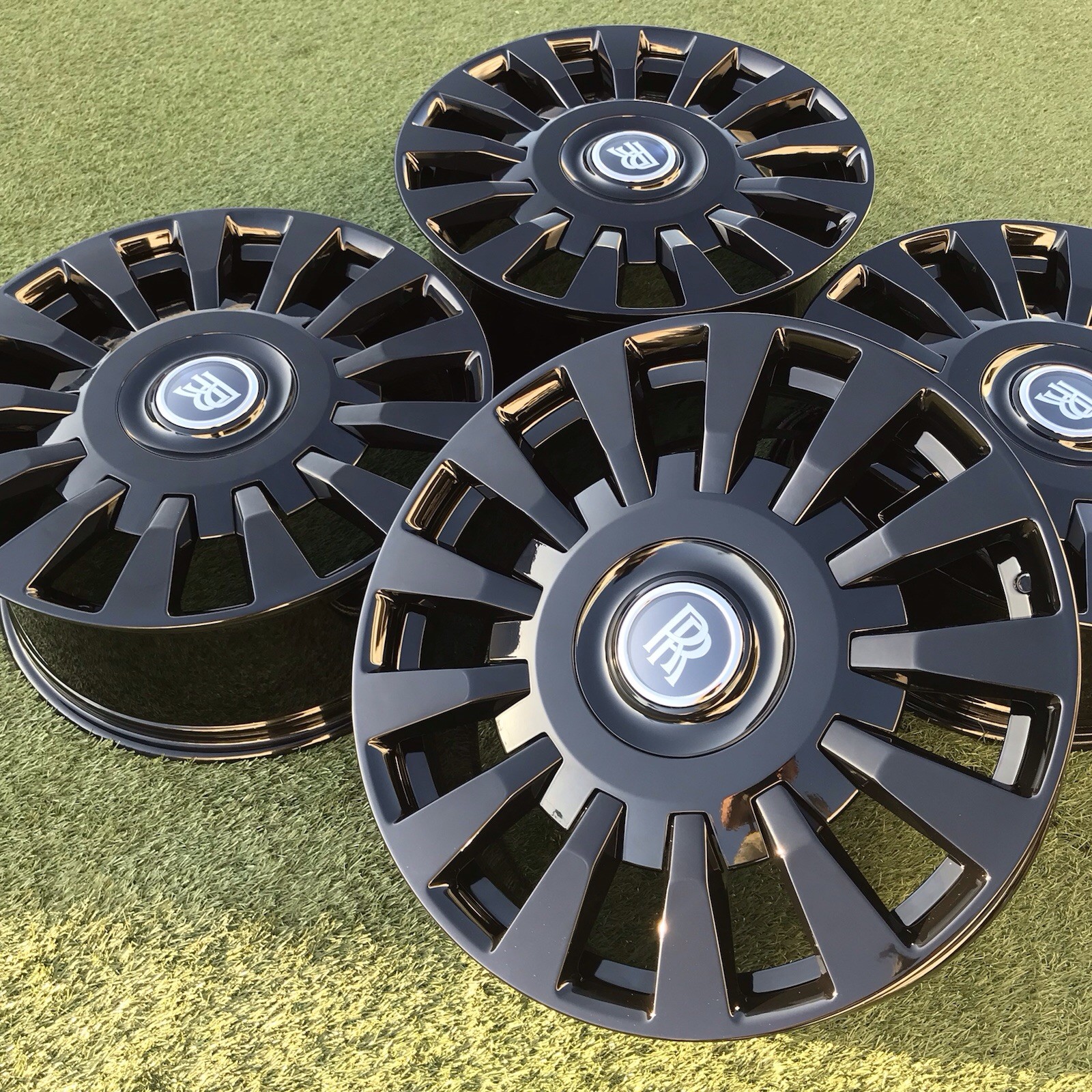 22 ROLLS ROYCE PHANTOM GLOSS BLACK RIMS STOCK OEM 6883747 6883748 WHEELS