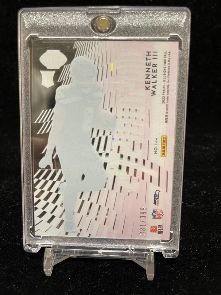 2022 Panini Illusions - Illusionists Pink #I-14 Kenneth Walker III /399 (RC) - Image 2 of 2