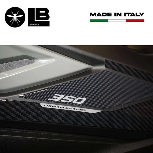 Adesivi 3D Protezioni Boomerang laterali compatibili con Honda Forza 350 2022-25 - Picture 6 of 6