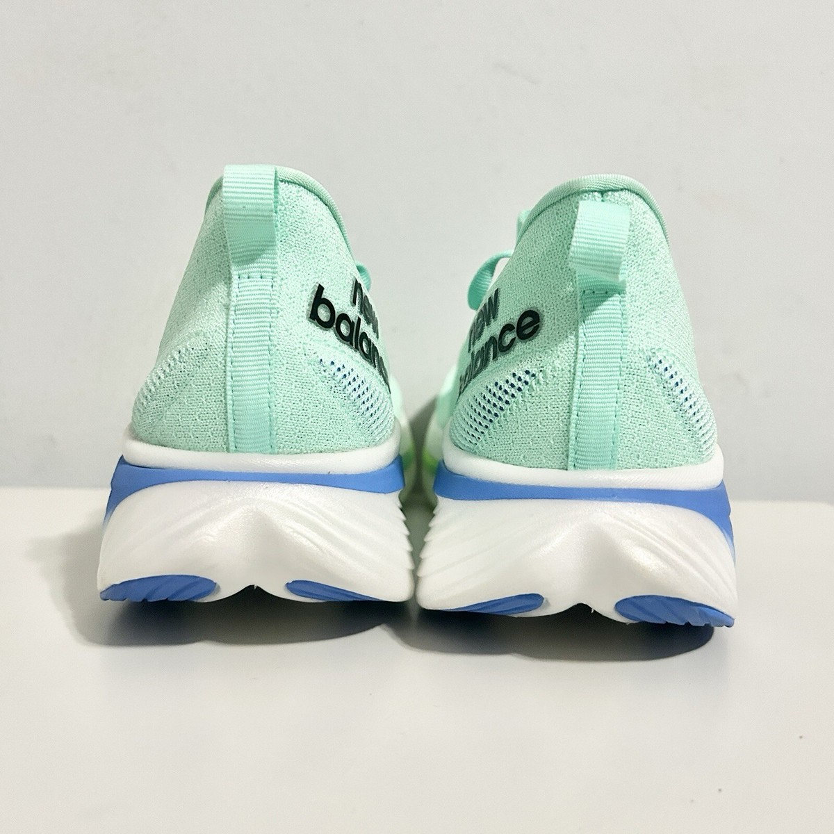 New Balance FuelCell SuperComp Elite v3 Men display picture 1
