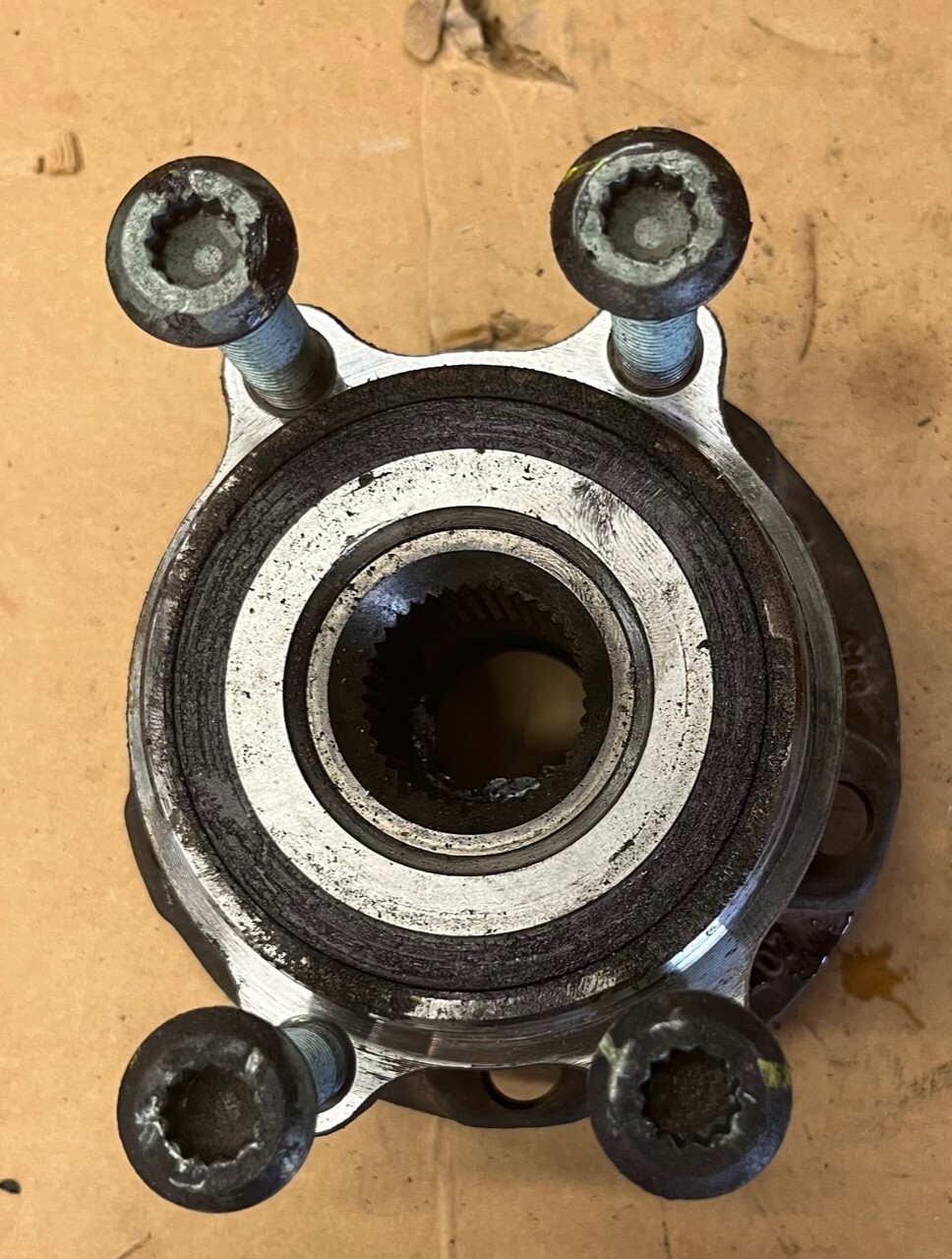 Lamborghini Gallardo front wheel hub used 4E0407613A