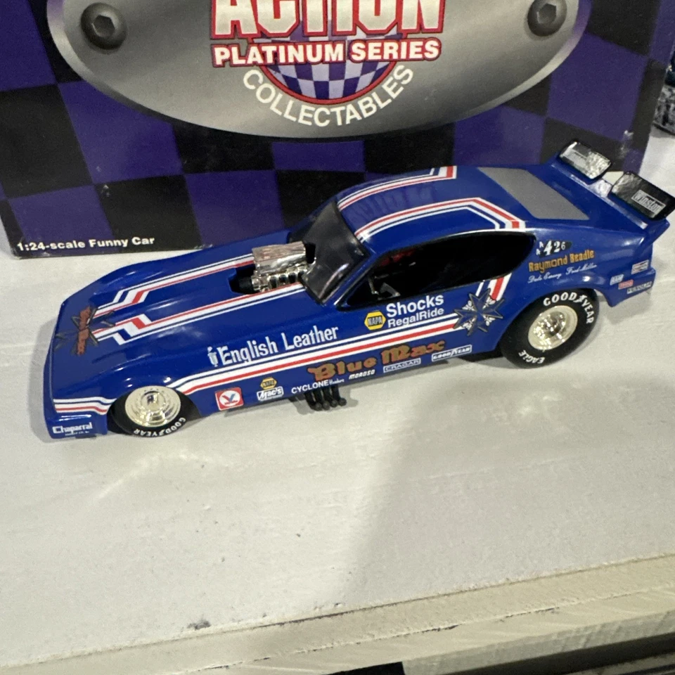 Coche divertido Plymouth Arrow 1979 Blue Max 1:24 Action Raymond Beadle Foto 3 de 3