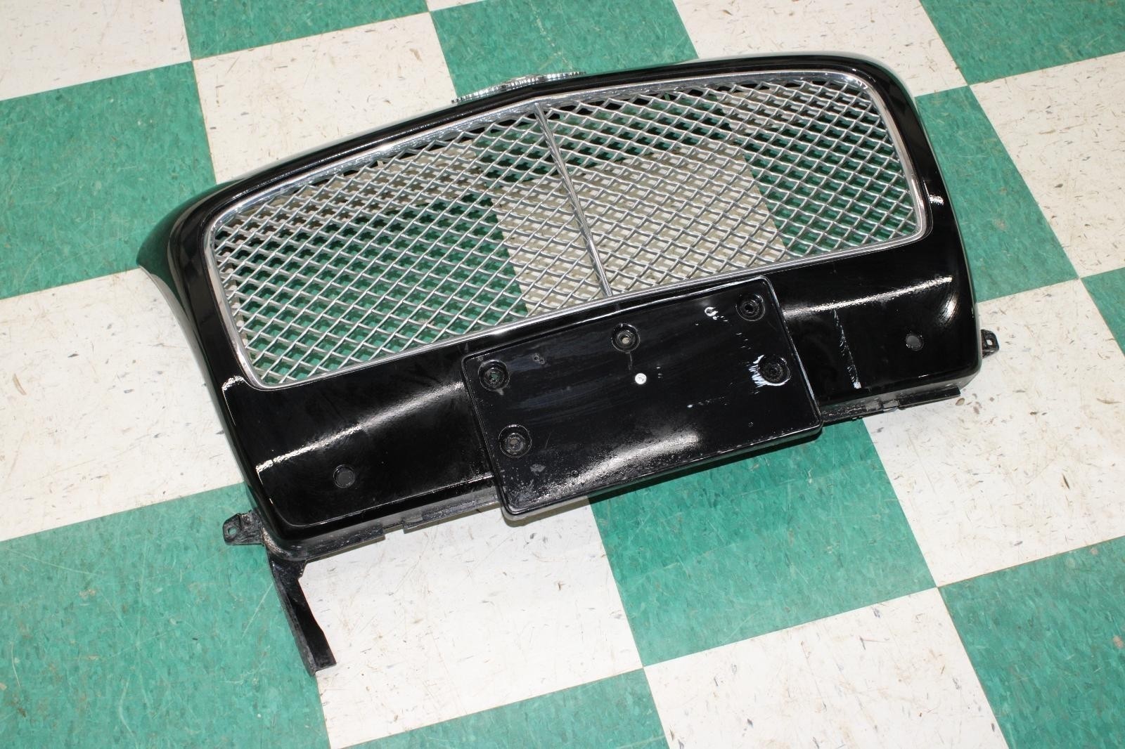 14-18 Flying Spur *SCUFFS* Black Front Upper Grill Grille Panel OEM Factory WTY