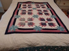BEAUTIFUL QUILT 63 X 81 TWIN SIZE, PERFECT FOR THE BOTTOM OF BED OR ON A COUCH