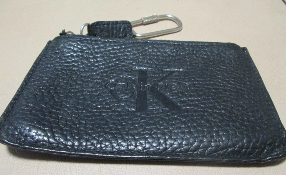 Vtg CALVIN KLEIN CK change Purse Y2K Black embossed leather zipper 3X4.5" - Image 3 of 4