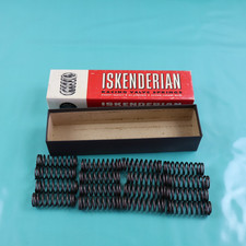 Nos Iskenderian Isky 1243-l Rev Springs Chevy Sbc Small Block V8 Set Of 16 Nos Iskenderian Isky 1243-l Rev Springs Chevy Sbc Small Block V8 Set Of 16