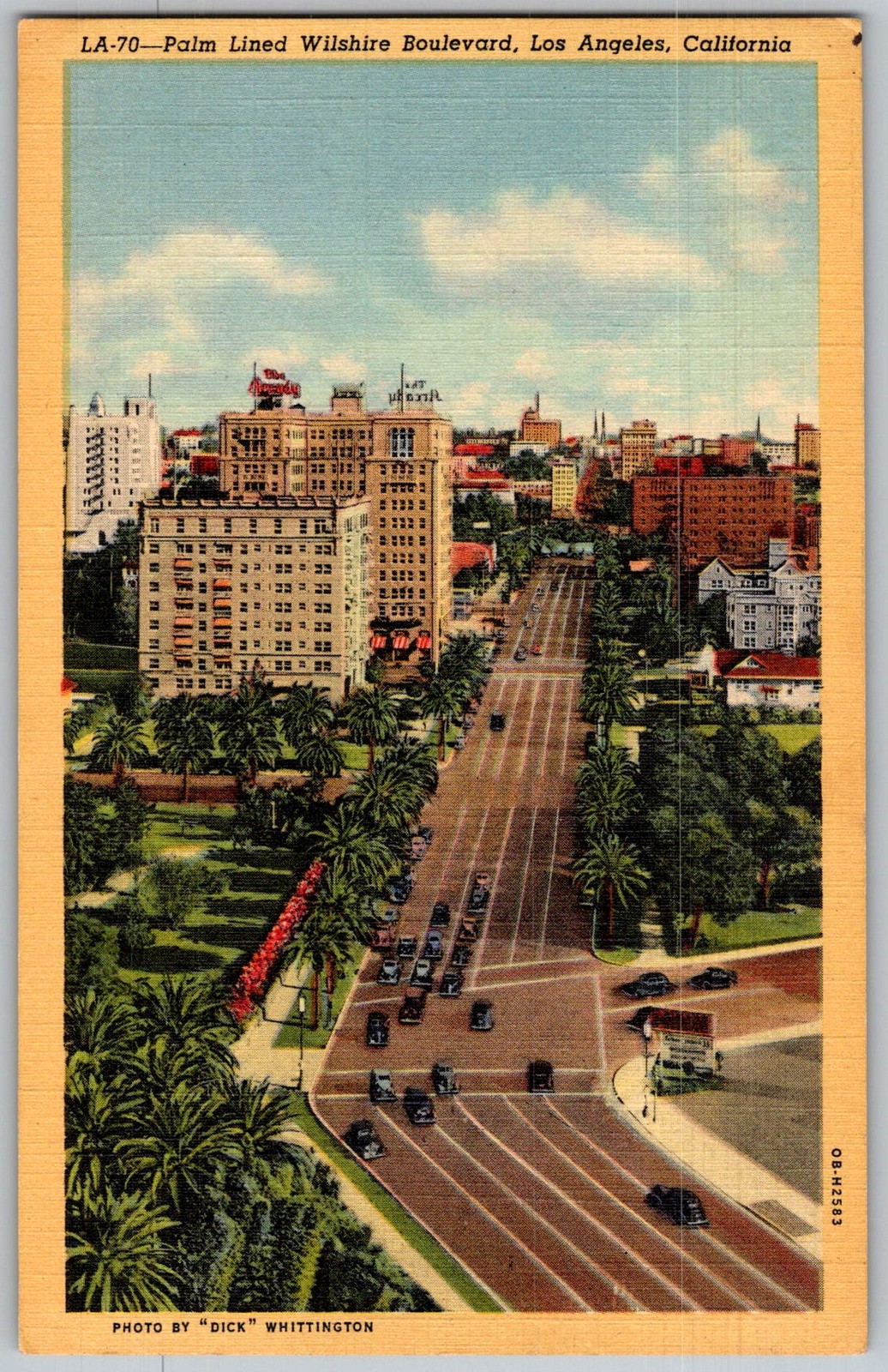 Vtg Linen Postcard Palm-lined Wilshire Boulevard Los Angeles, CA 1930s