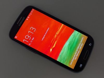 Samsung Galaxy S3 NEO 16GB Blue Blau Android Smartphone GT-I9301I  