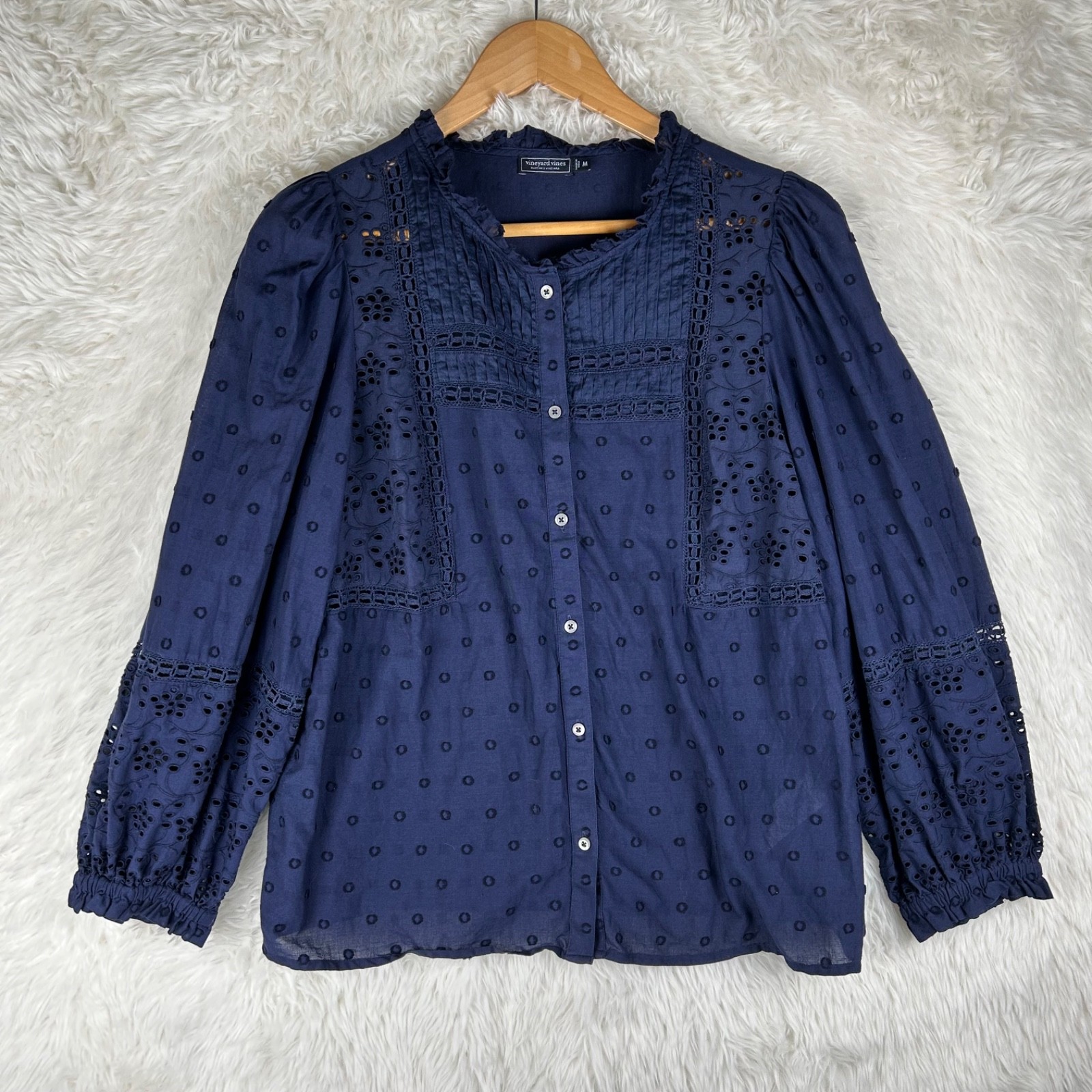 Vineyard Vines Size M Solid Blue Button Front Eye… - image 1