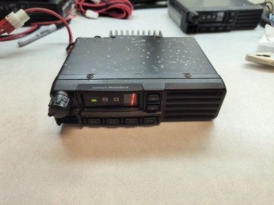 Vertex Standard VX-2100-G7-25 UHF band 450-512Mhz w/Microphone