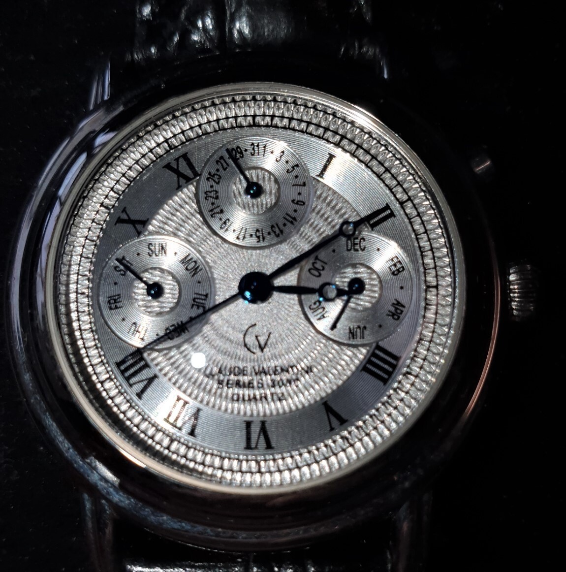 Claude Valentini series 3000 gents sports watch | eBay Australia
