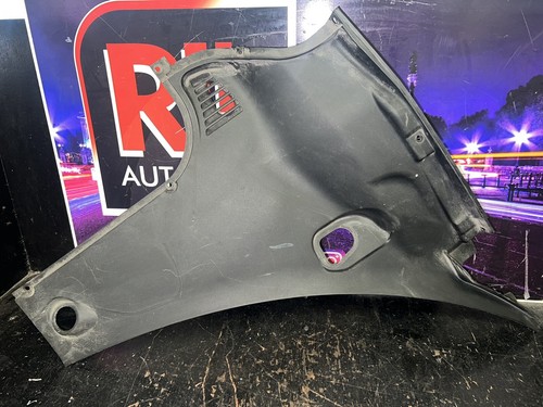 GENUINE FERRARI 458 FRONT WINDSCREEN WIPER PANEL 83749700 - Picture 5 of 6