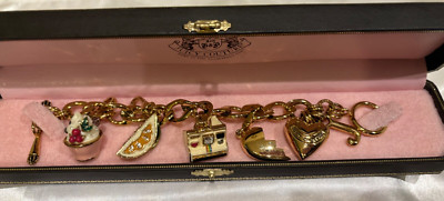 Juicy Couture Charm Chunky Bracelet Toggle Closure 3D Multi Charm Box Included 