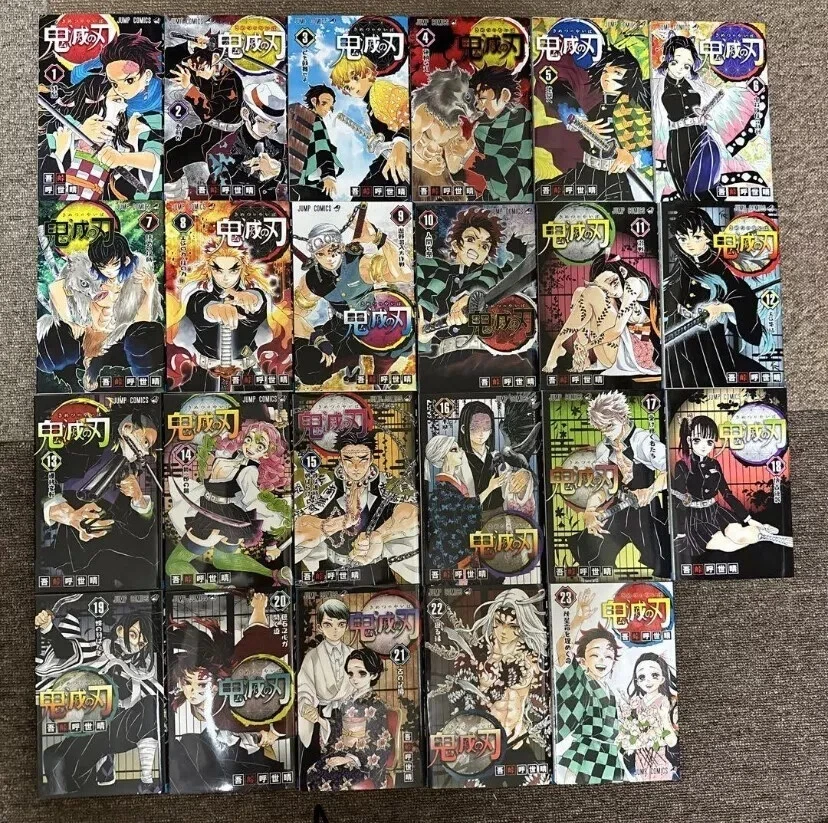 Juego de 4 cómics manga japoneses Demon Slayer Kimetsu no Yaiba Vol.1-23 usados Foto 2 de 2
