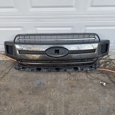 2018 - 2020 Ford F150 OEM Front Upper Complete Grille w/ Emblem Gray # JL348200