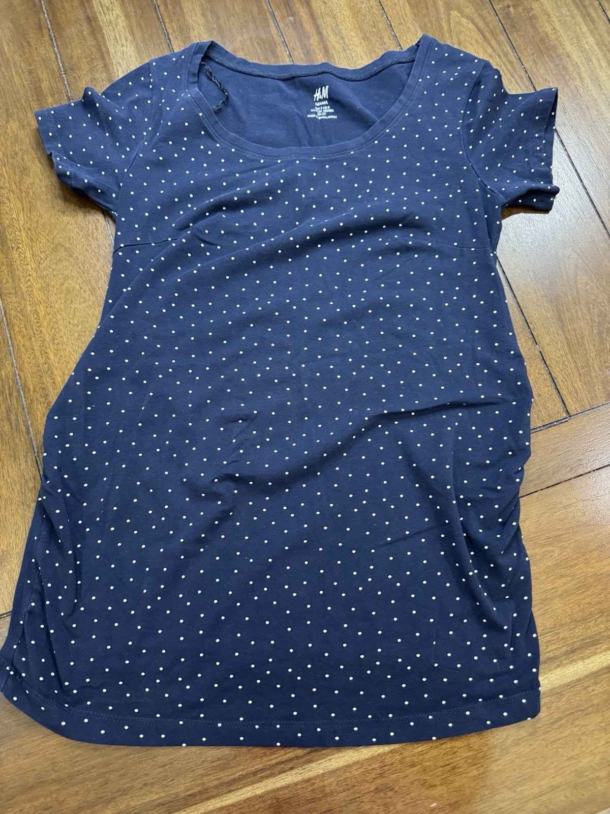 H&M MAMA Navy Blue Polka Dot Maternity Top Short Sleeve Ruched Side Sz S / CH