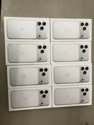 LOT OF 8  iPhone 17 Pro Max EMPTY RETAIL BOX WITH CABLE ~m2156