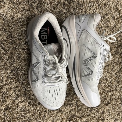 **MBT-2000 **Wide Width** Rocker bottom shoe. White Gray Mesh Low Top Worn Twice