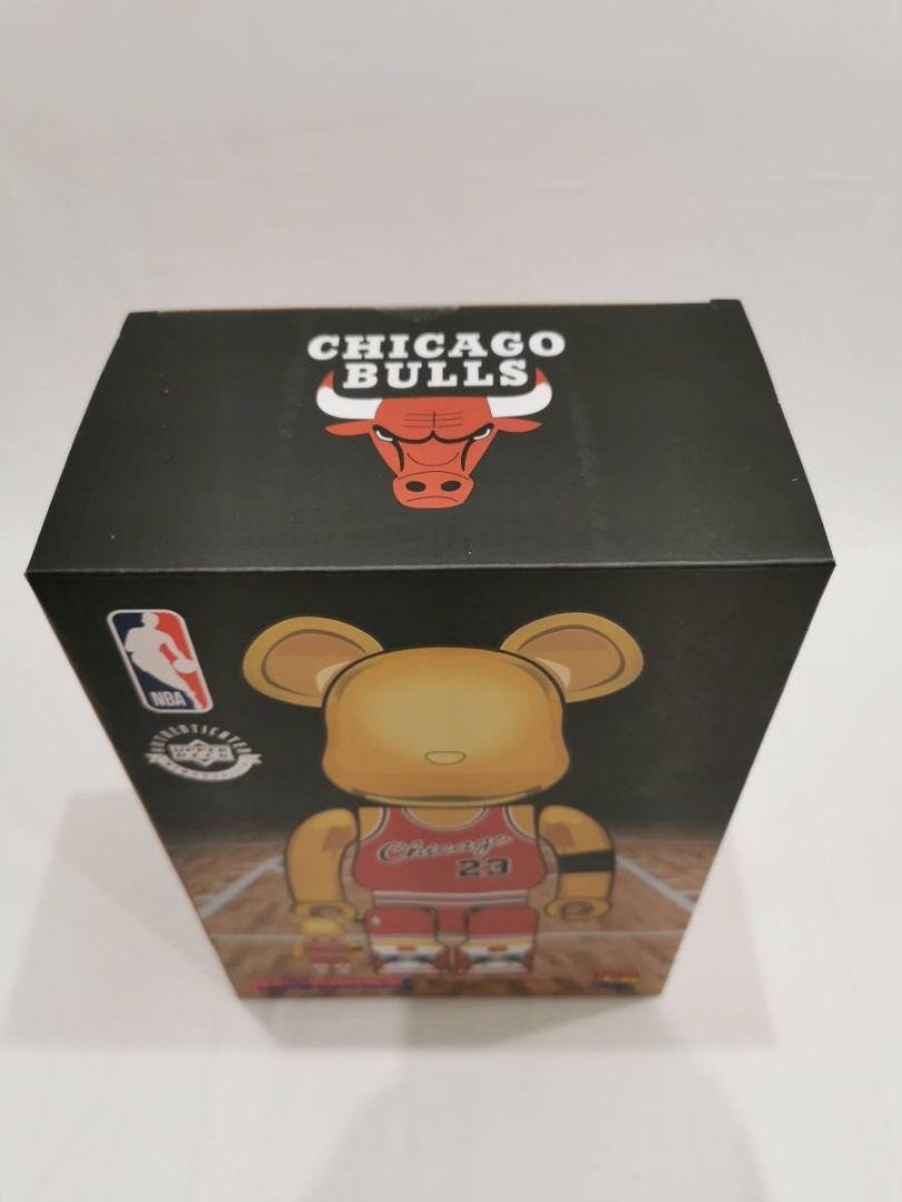 BE@RBRICK Michael Jordan1985 ROOKIE JERSEY 100％ & 400％ Set