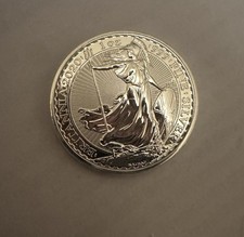1oz Silver Britannia Coin - 2020 Sunbeam Background Queen Elizabeth II