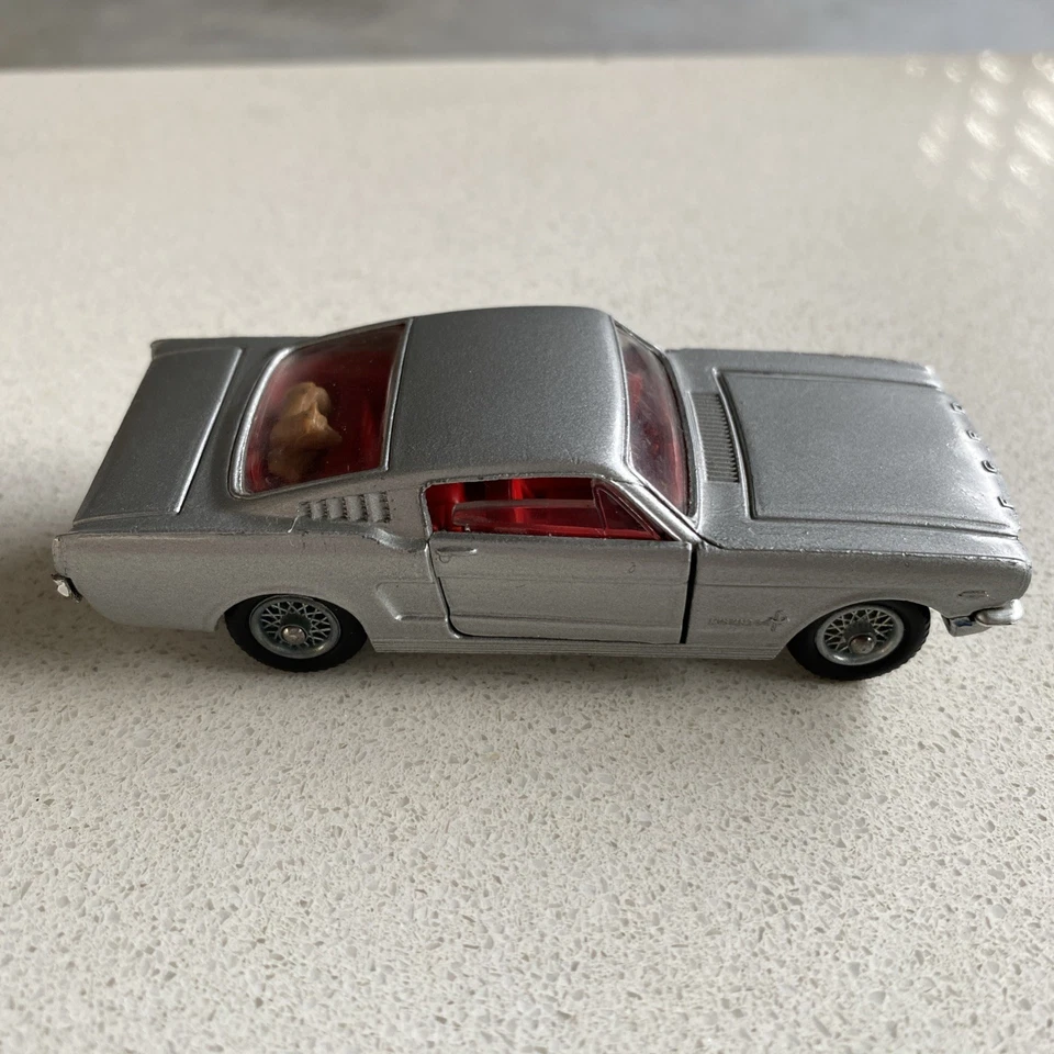 Corgi 320 Ford Mustang 2+2 Fastback SILVER Vintage Original 1965 Virtually MINT - Image 2 of 4