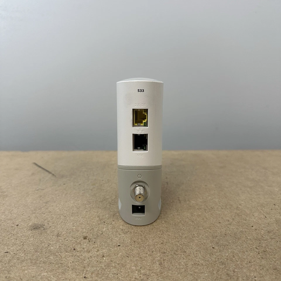 ARRIS Surfboard Model S33v2 DOCSIS 3.1 Cable Modem *NO POWER ADAPTER* - Image 4 of 4