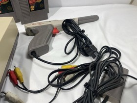 85 Nintendo Entertainment System NES-001 Original Console 10 Games Complete Lot