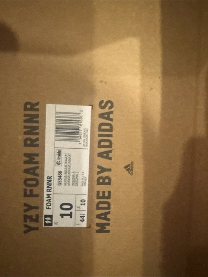 Brand NEW adidas Yeezy Foam Runner Ararat Size 10 - Image 2 of 4