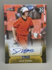 2020 Leaf Draft Football Cards 32