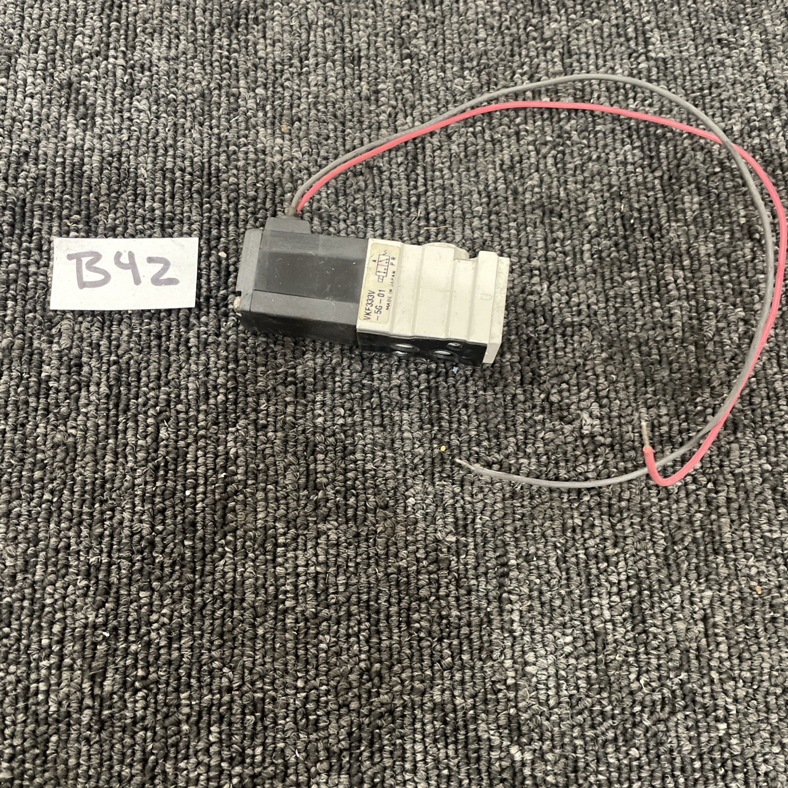 SMC VKF333V-5G-01 Solenoid Valve