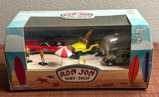 Greenlight Diorama Ron Jon Surf Shop Yellow Jeep/Volkswagen Beetle VHTF chase