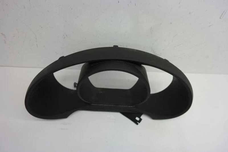 2014-2019 Kia Soul Speedometer Bezel Trim - Image 4 of 4