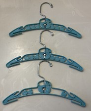 Vintage 3 Blue Plastic Baby/Children Hangers 10  Momma  Baby Ducks Swivel