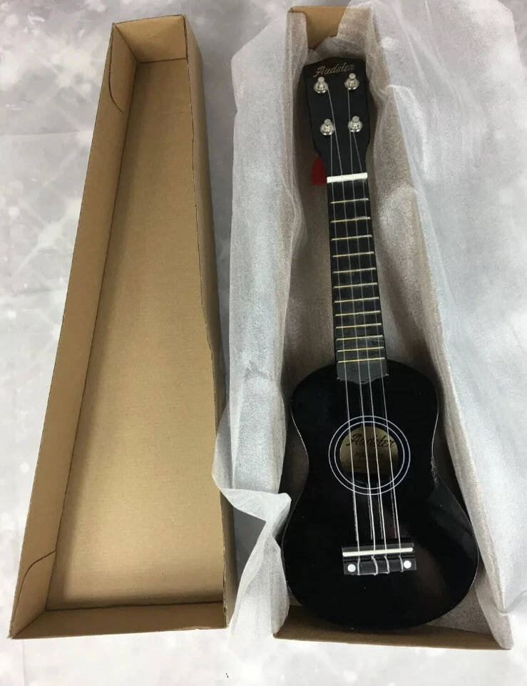 Audster ukulele on sale