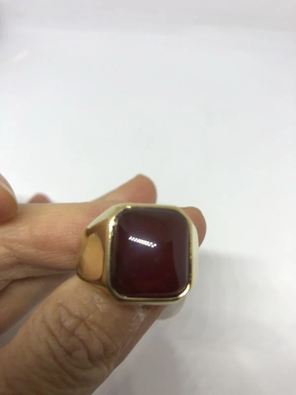 Anillo de cornalina genuino vintage de acero inoxidable dorado talla 8,75 de los años 80 para hombre Foto 4 de 4