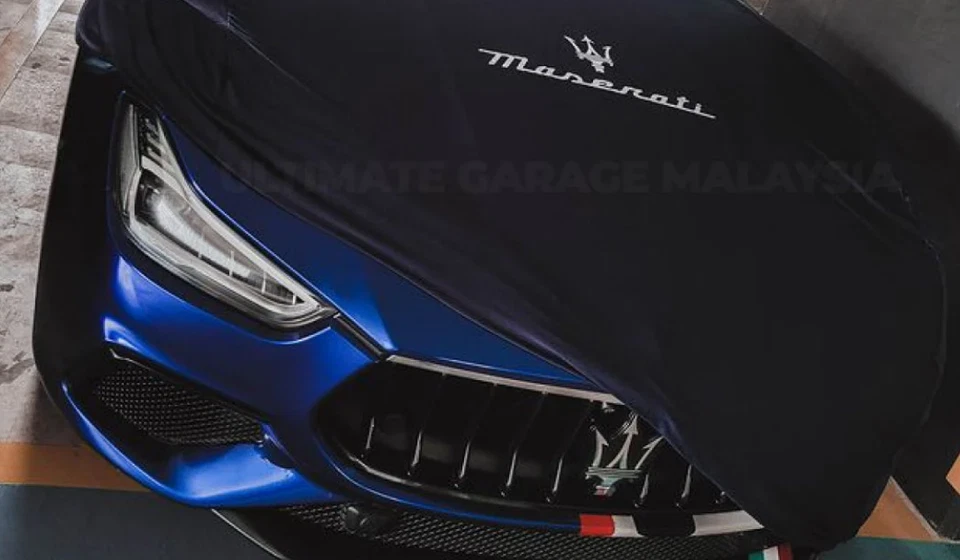 MASERATİ QUATTROPORTE Custom Fit İndoor Car Cover Foto 2 de 4