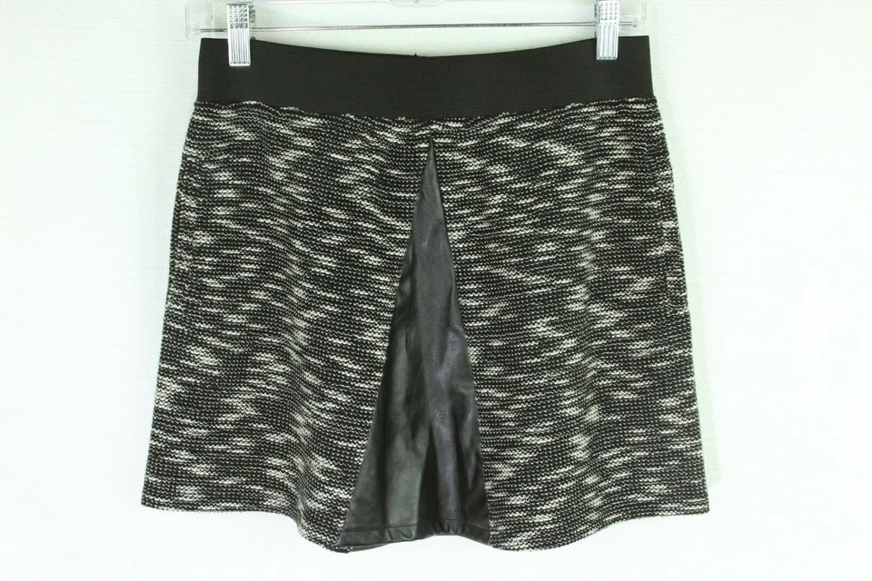 Victoria's Secret Skirt Flare A-Line Tweed Knit Faux Leather Black S - Image 3 of 4