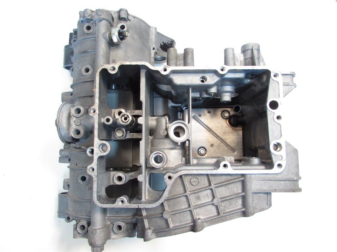 CRANK CASE ENGINE MOTOR ZX600E ZX6D ZX600D 91-94 92 93 SIDE SET