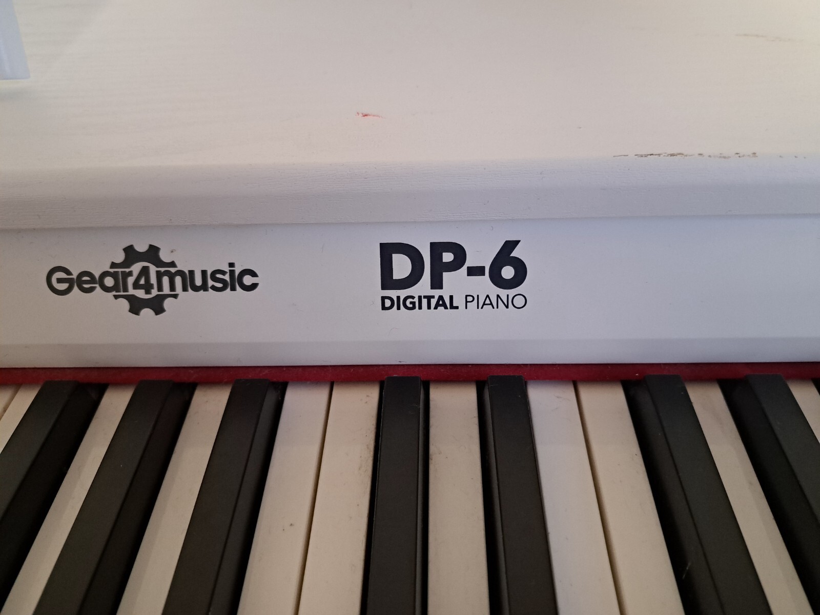 DP6 Digital Piano by Gear4music, White RRP £349 eBay