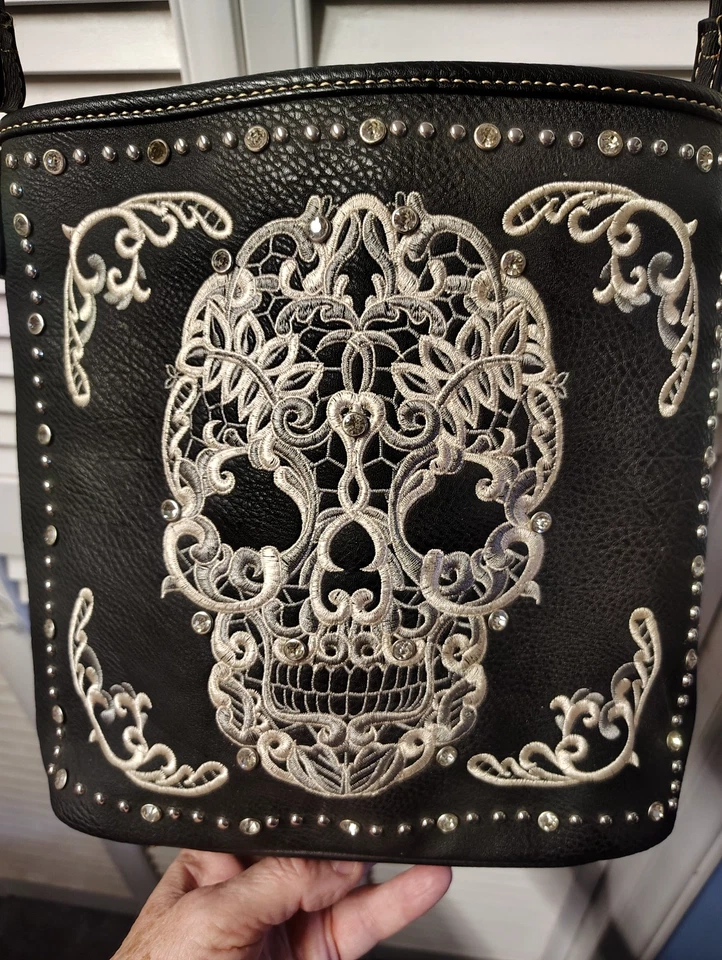 Bolso Bandolera Montana West Calavera y Estrás Cartera a Juego NUEVO Foto 3 de 4