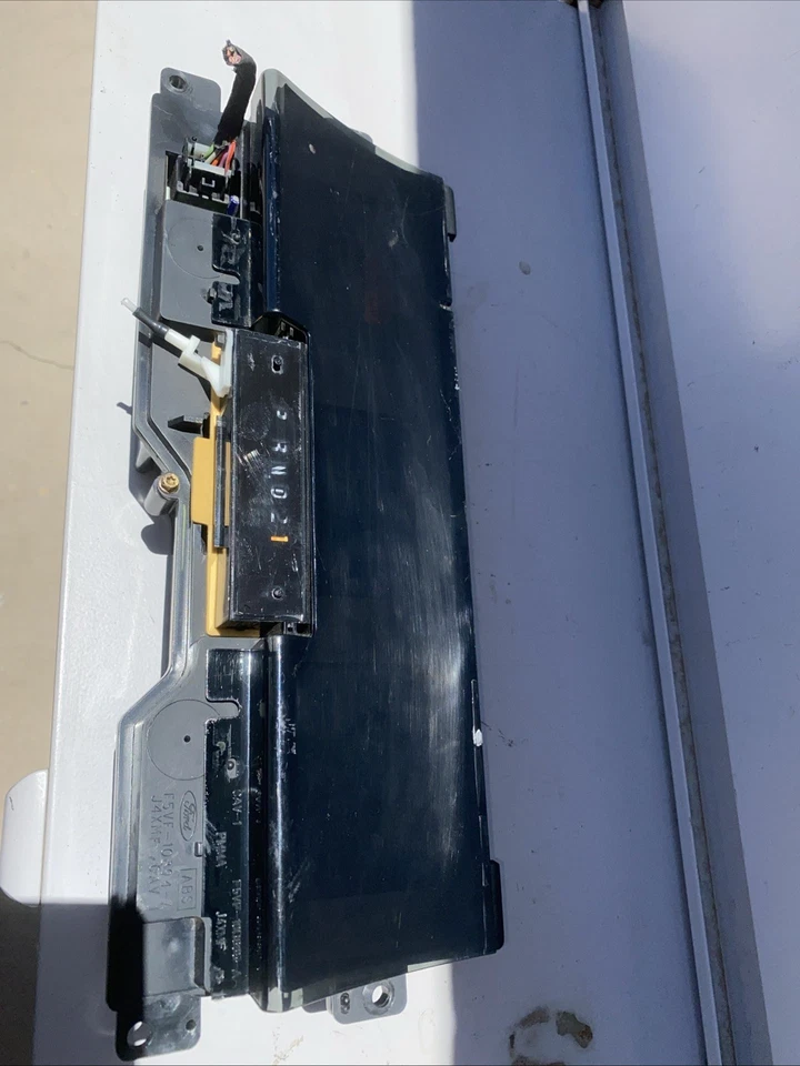 Комплект датчиков цифрового спидометра Lincoln Town Car 1995-1997 F5VF-10849-AF - Изображение 4 из 4