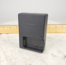 Nikon OEM Charger MH-27 For EN-EL20 Battery 1 S1 1 J1 1 J2 1 J3 Output 8.4 Volts