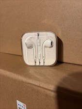 Genuine Apple Corded White Earpods Earbuds Headphones 3.5mm - Brand NEW in Case