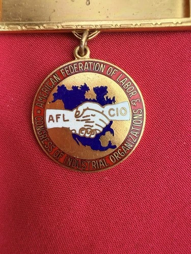 Vtg 1959 AFL-CIO 3rd Biennial Convention Blank Badge San Francisco Bastian Gold image 2